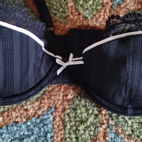 Rene Rofe Lace Trim Black Bra - Picture 3 of 12